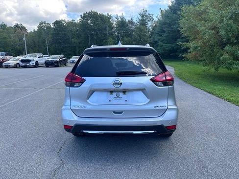 Used 2020 Nissan Rogue SV AWD/4WD image 4