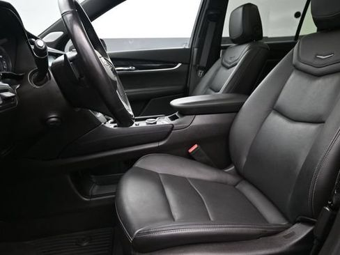 Certified 2020 Cadillac XT6 Premium Luxury AWD/4WD image 13