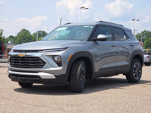 New 2026 Chevrolet TrailBlazer LT w/ Convenience Package AWD/4WD image 16
