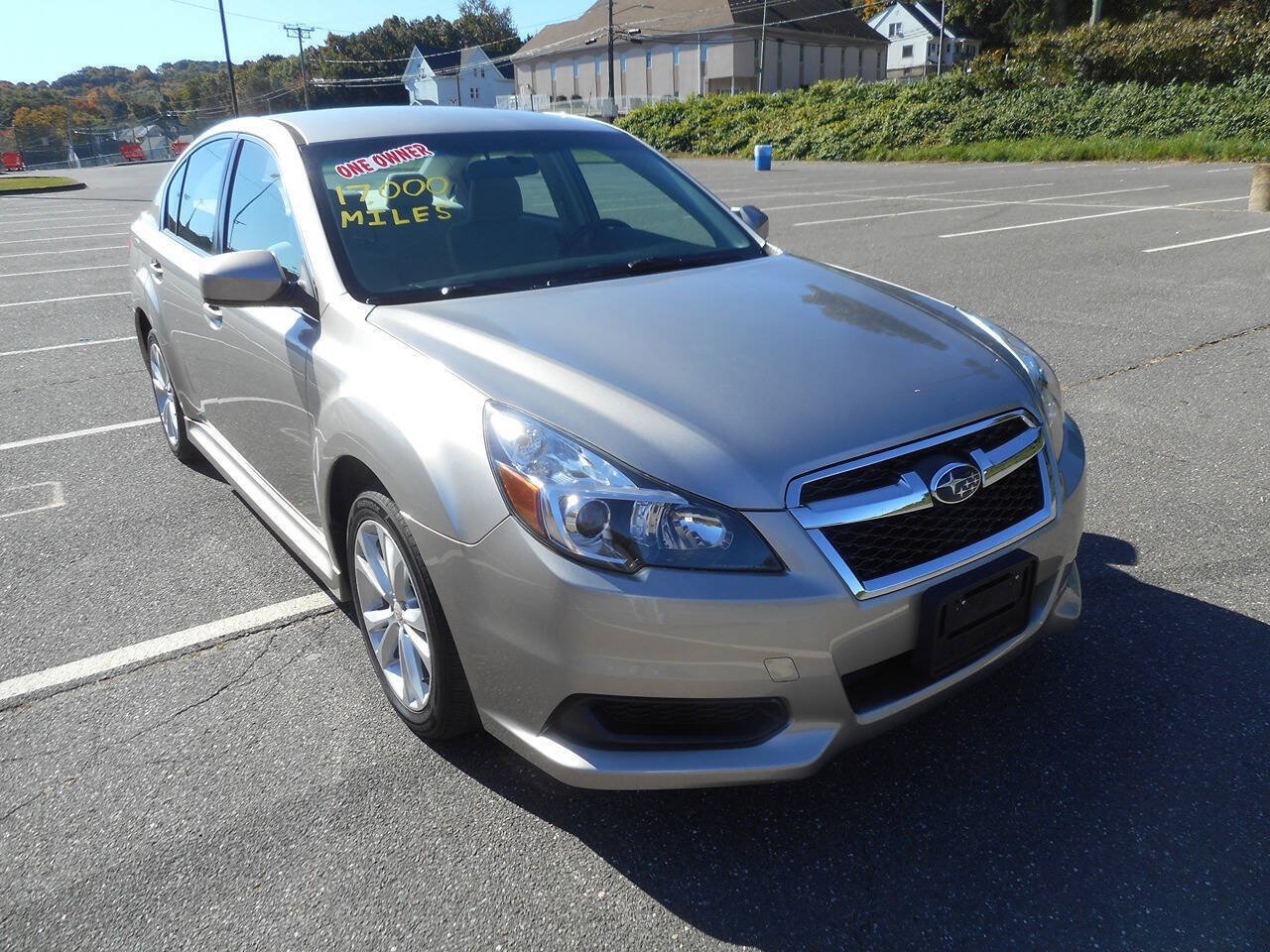 Used 2014 Subaru Legacy 2.5i Premium AWD/4WD image 10