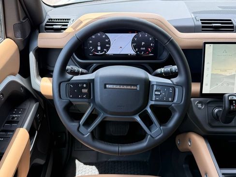 New 2026 Land Rover Defender 110 X-Dynamic SE AWD/4WD image 17