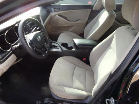 Used 2012 Kia Optima LX w/ Convenience Pkg image 9