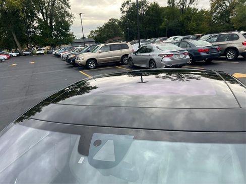 Used 2015 Tesla Model S 70D image 14