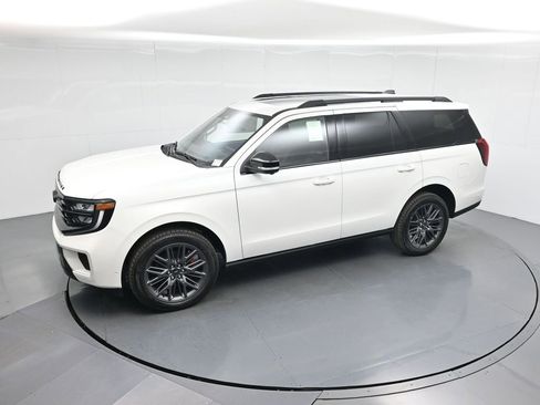 New 2025 Ford Expedition Platinum w/ Stealth Performance Package image 48