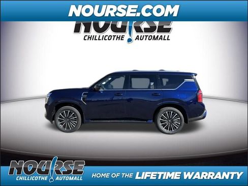 New 2025 Nissan Armada Platinum Reserve image 8