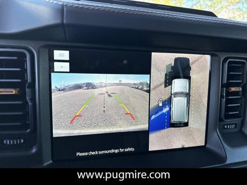 Used 2024 Ford Bronco Badlands image 29