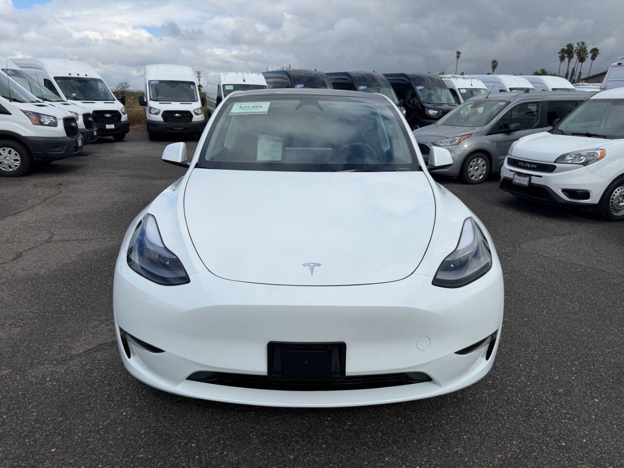 Used 2023 Tesla Model Y Long Range AWD/4WD image 3