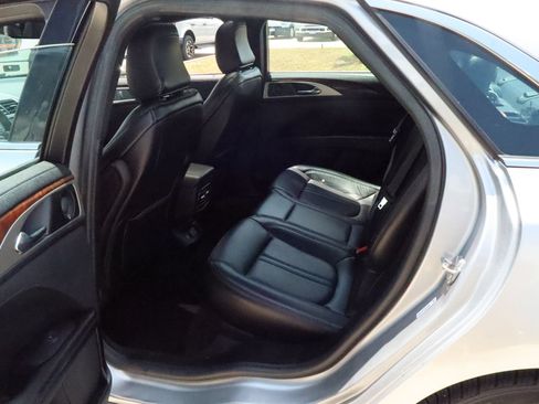Used 2020 Lincoln MKZ Reserve FWD image 26