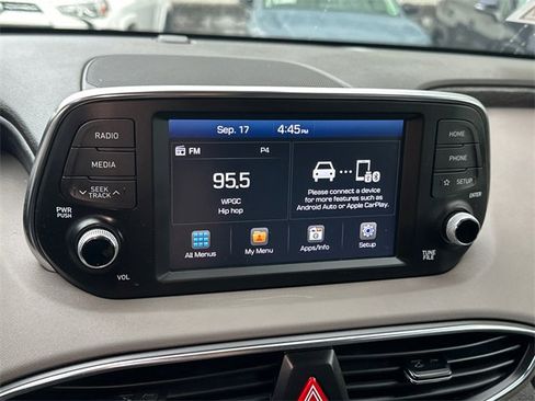 Used 2019 Hyundai Santa Fe SE image 26