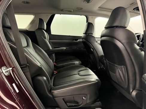Used 2024 Hyundai Palisade SEL w/ Premium Package image 14