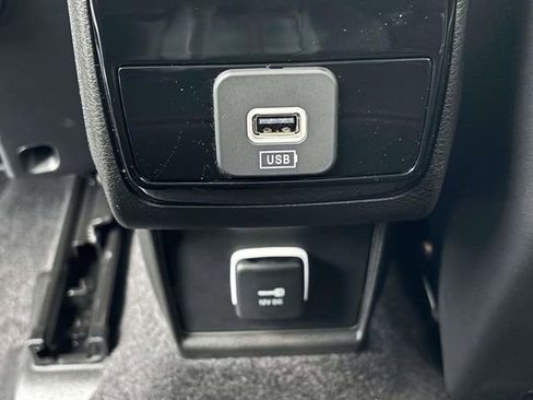 New 2026 Jeep Compass Latitude image 8