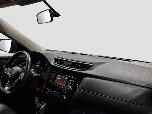 Used 2017 Nissan Rogue S AWD/4WD image 24