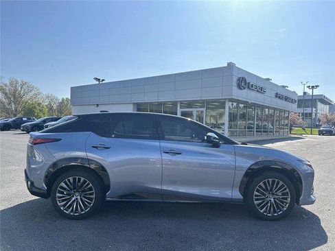 Certified 2023 Lexus RZ 450e Premium w/ Accessory Package (P5) AWD/4WD image 6