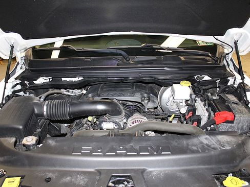 Certified 2020 RAM 1500 Big Horn AWD/4WD image 41