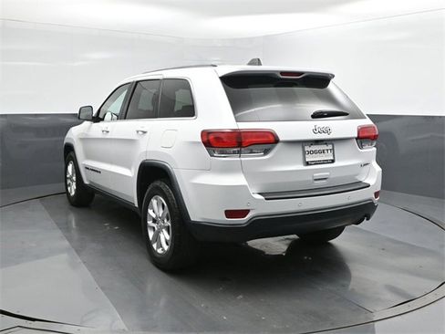 Used 2022 Jeep Grand Cherokee Laredo X image 5