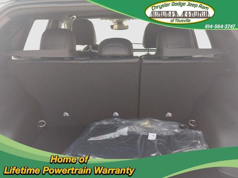 New 2025 Jeep Compass Latitude image 31