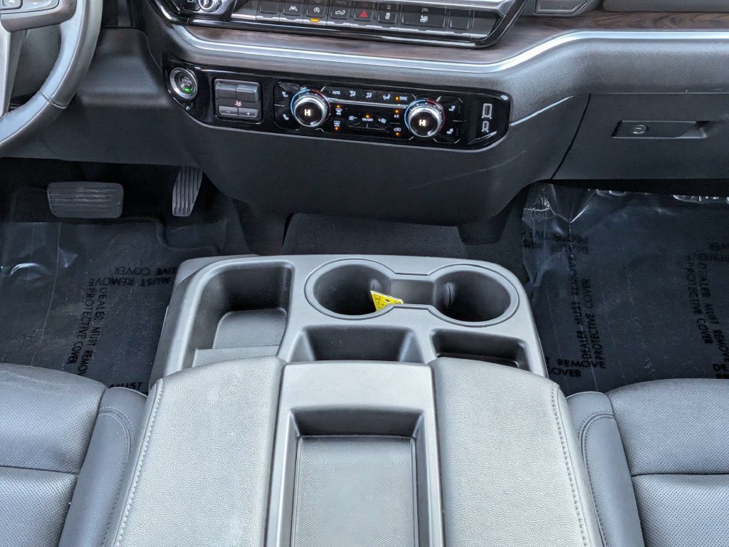 Used 2025 GMC Sierra 1500 SLT AWD/4WD image 19