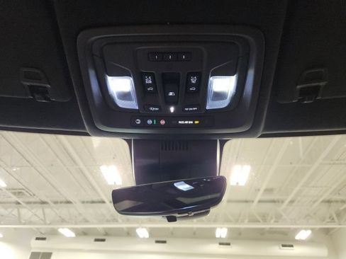 Certified 2024 GMC Sierra 1500 Denali Ultimate AWD/4WD image 19