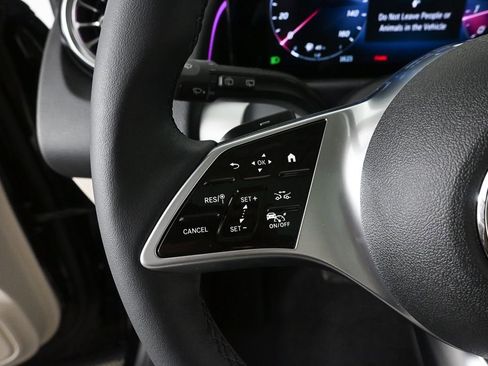 New 2026 Mercedes-Benz GLB 250 image 10