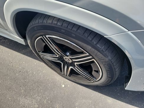 Certified 2024 Mercedes-Benz GLE 450 4MATIC image 5