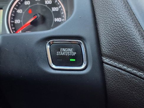 Used 2019 GMC Acadia SLT image 18