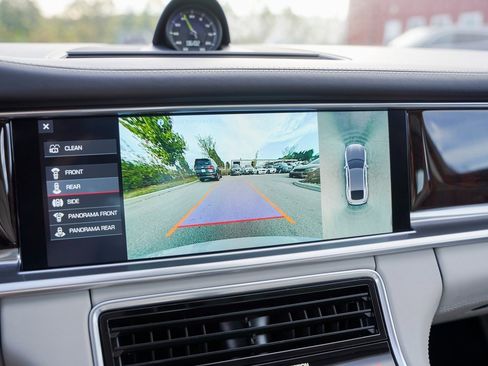 Used 2020 Porsche Panamera 4 Executive w/ Premium Package Plus image 23