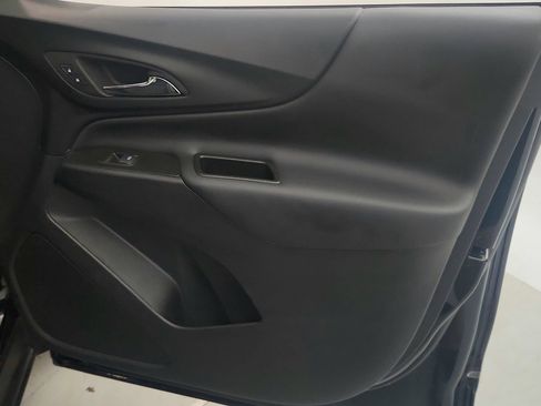 Used 2023 Chevrolet Equinox LT FWD image 25