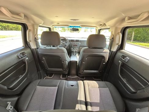 Used 2009 HUMMER H3 AWD/4WD image 13