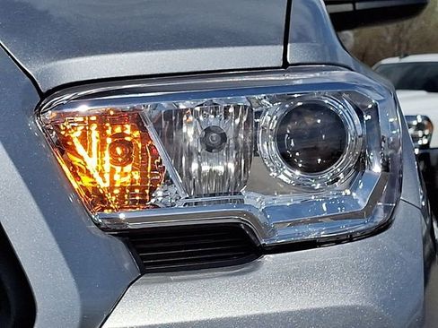 Used 2023 Toyota Tacoma SR image 9