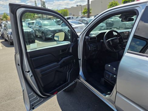 Used 2024 Toyota Tacoma SR w/ Towing Package AWD/4WD image 32