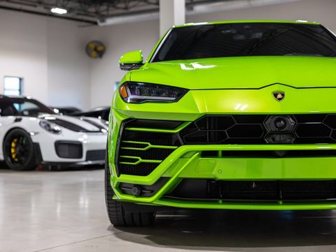 Used 2022 Lamborghini Urus image 21