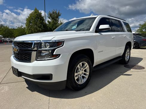 Used 2019 Chevrolet Tahoe LT AWD/4WD image 2