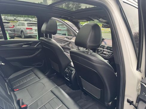 Used 2018 BMW X3 xDrive30i w/ Executive Package AWD/4WD image 13