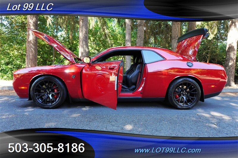 Used 2015 Dodge Challenger SRT Hellcat RWD image 27