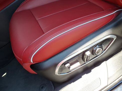 Used 2024 Jeep Wagoneer Launch Edition AWD/4WD image 4