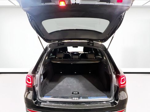 Used 2022 Mercedes-Benz GLC 300 4MATIC image 18