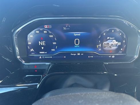 Used 2024 Chevrolet Silverado 1500 LT Trail Boss w/ LT Trail Boss Premium Package image 15