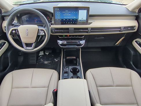 New 2026 Lincoln Corsair Premiere image 15