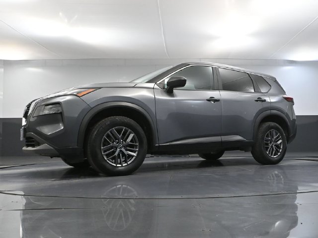 Used 2023 Nissan Rogue S AWD/4WD image 43