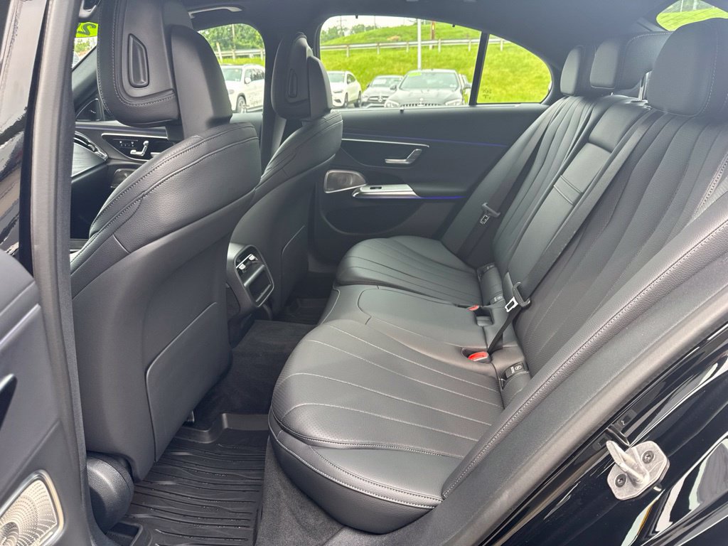 Used 2026 Mercedes-Benz E 350 4MATIC Sedan image 25