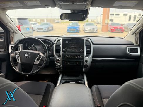 Used 2021 Nissan Titan SV w/ SV Convenience Package AWD/4WD image 26