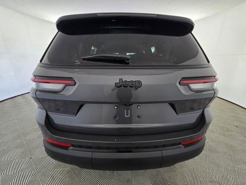 New 2025 Jeep Grand Cherokee L Laredo RWD image 16