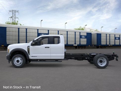 New 2026 Ford F550 4x4 SuperCab Super Duty image 3