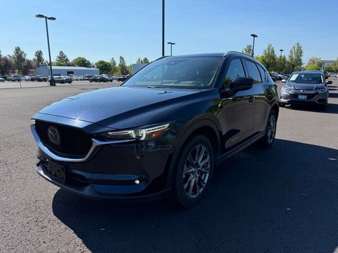 Used 2021 MAZDA CX-5 Signature AWD/4WD image 3