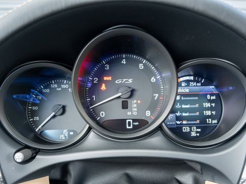 New 2026 Porsche Macan GTS image 28