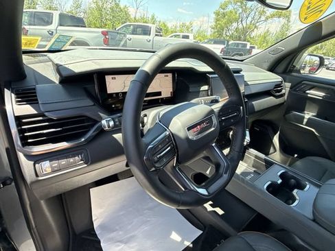 Certified 2025 GMC Acadia AT4 AWD/4WD image 10