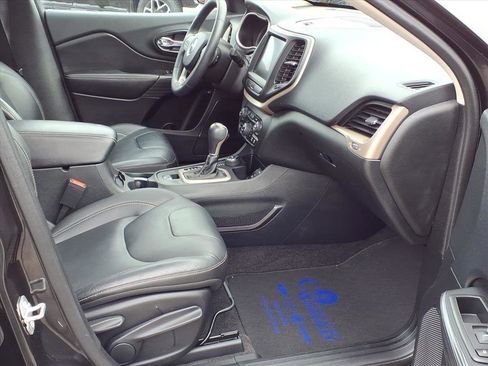 Used 2015 Jeep Cherokee Limited w/ Trailer Tow Group image 20