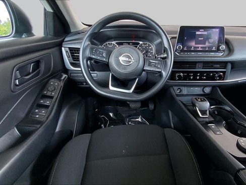 Used 2024 Nissan Rogue S AWD/4WD image 6