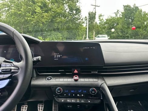 Used 2025 Hyundai Elantra N FWD image 22