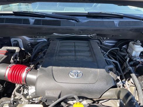 Used 2015 Toyota Tundra SR5 w/ TRD Off Road Package AWD/4WD image 19